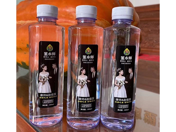 G檔飲料瓶和低檔飲料瓶哪個(gè)更環(huán)保